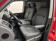 Volkswagen Caravelle 18