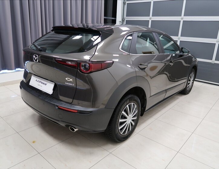 Mazda CX-30 4