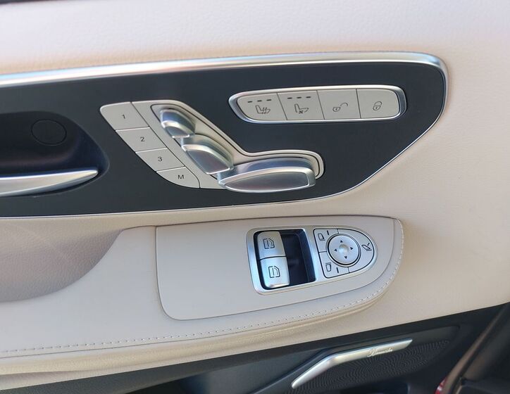 Mercedes-Benz Třídy V 32