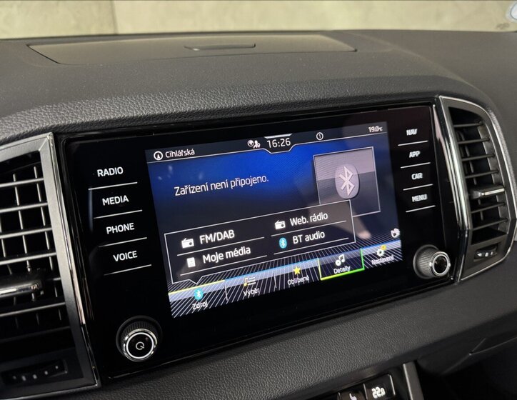 Škoda Karoq SUV 1,5 l 110 kw