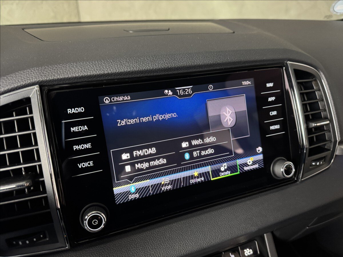 Škoda Karoq SUV 1,5 l 110 kw