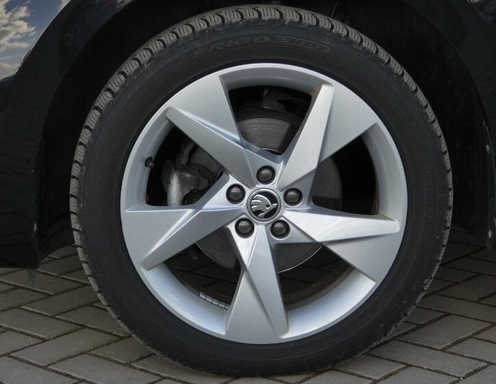 Škoda Scala Hatchback 999,0 81 kw