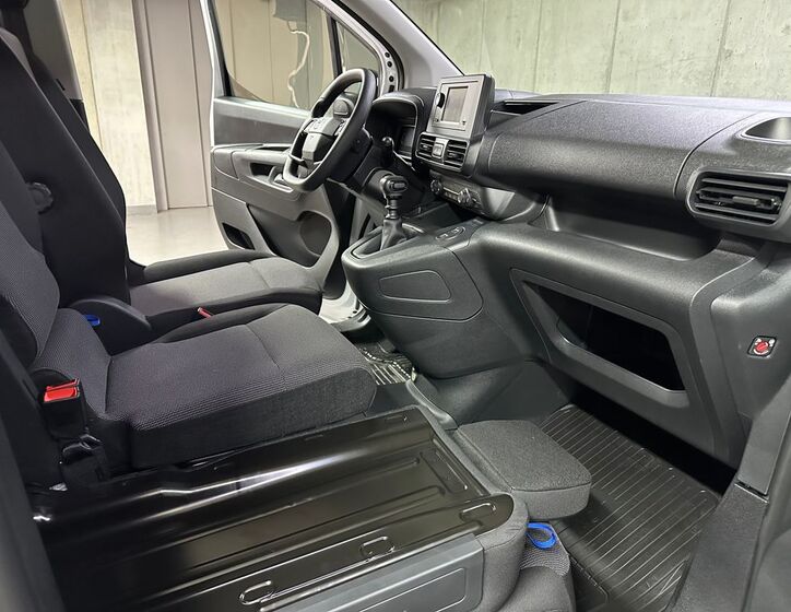 Toyota ProAce City 11