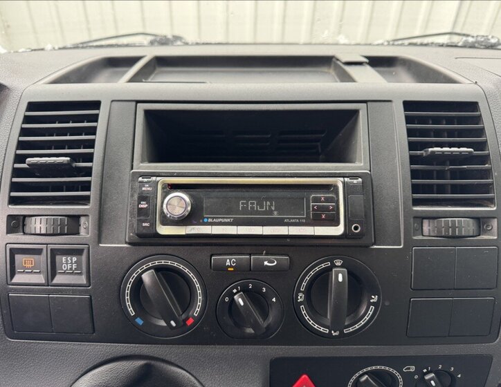 Volkswagen Transporter Kombi 1,9 l 90 kw