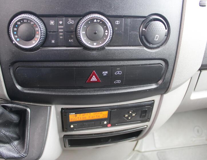 Mercedes-Benz Sprinter 14