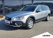 Volvo XC70 Kombi 2,4 l 151 kw