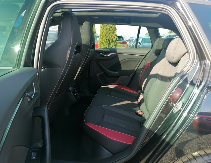 Škoda Scala Hatchback 1,5 l 110 kw