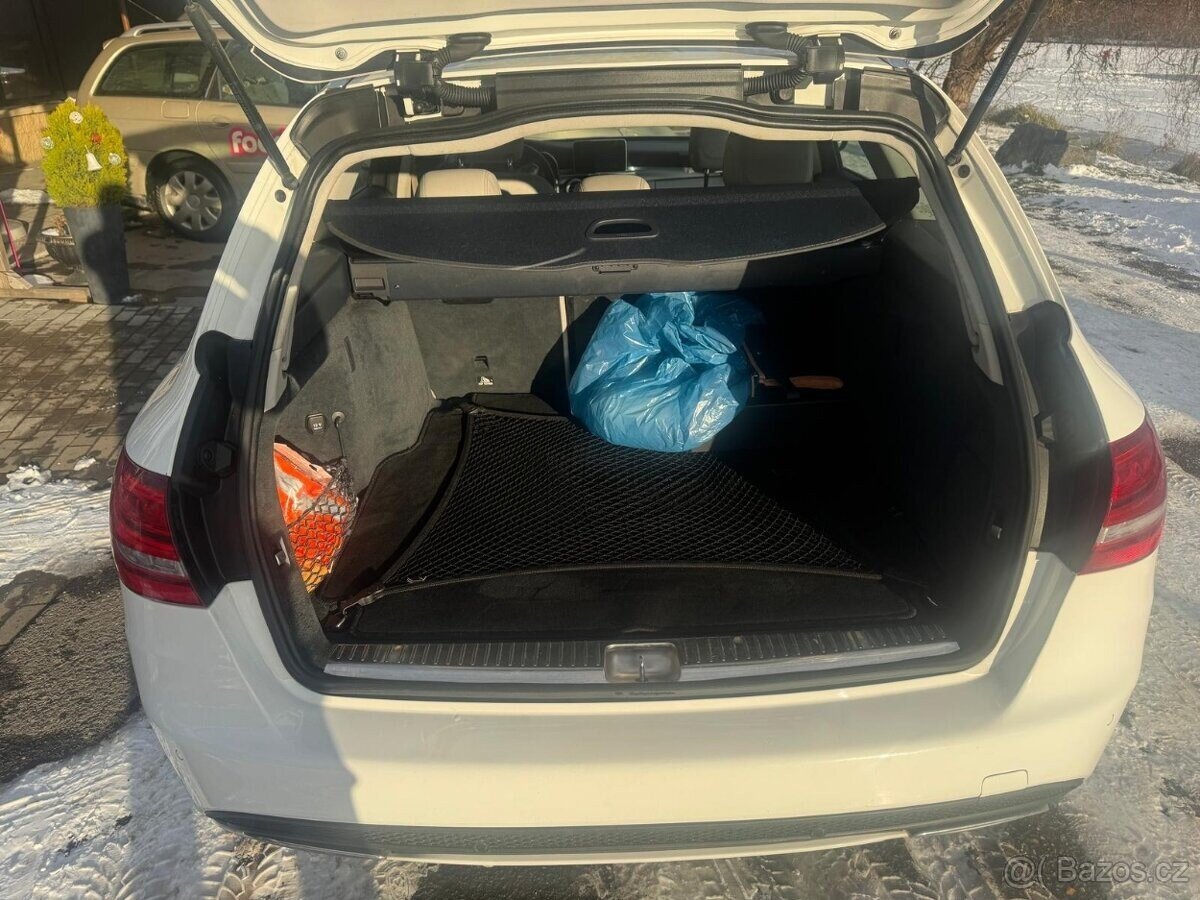 Mercedes-Benz Třídy C Kombi 0,0 0