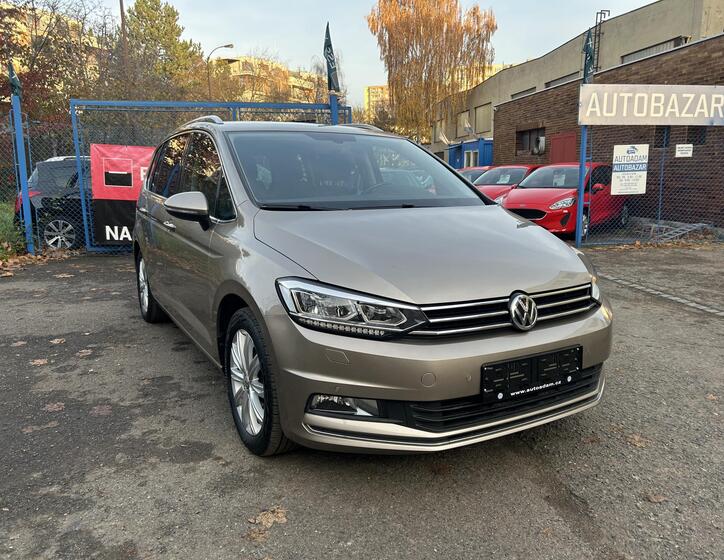 Volkswagen Touran 2