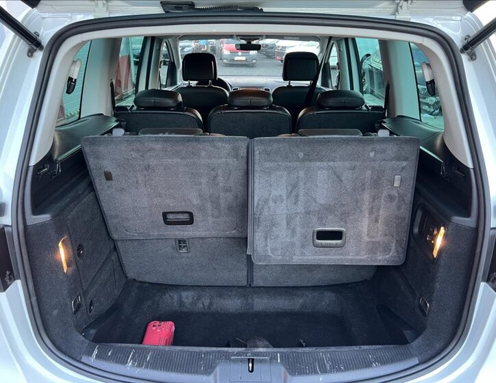 Volkswagen Sharan 18