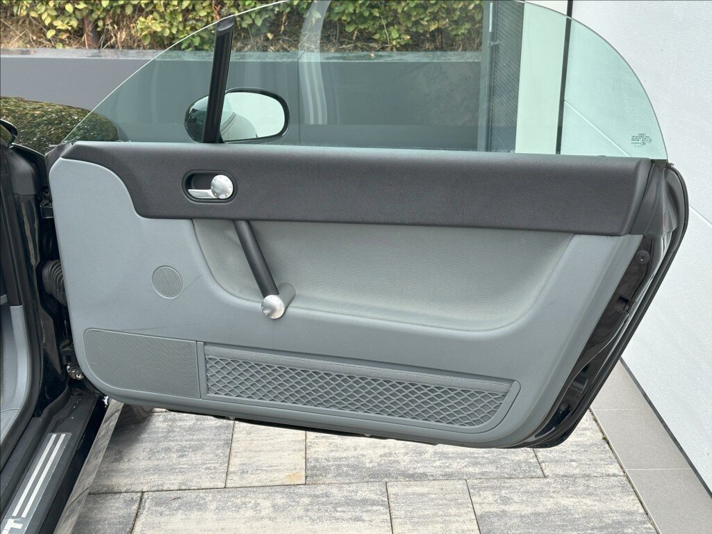 Audi TT Kabriolet 1,8 l 110 kw