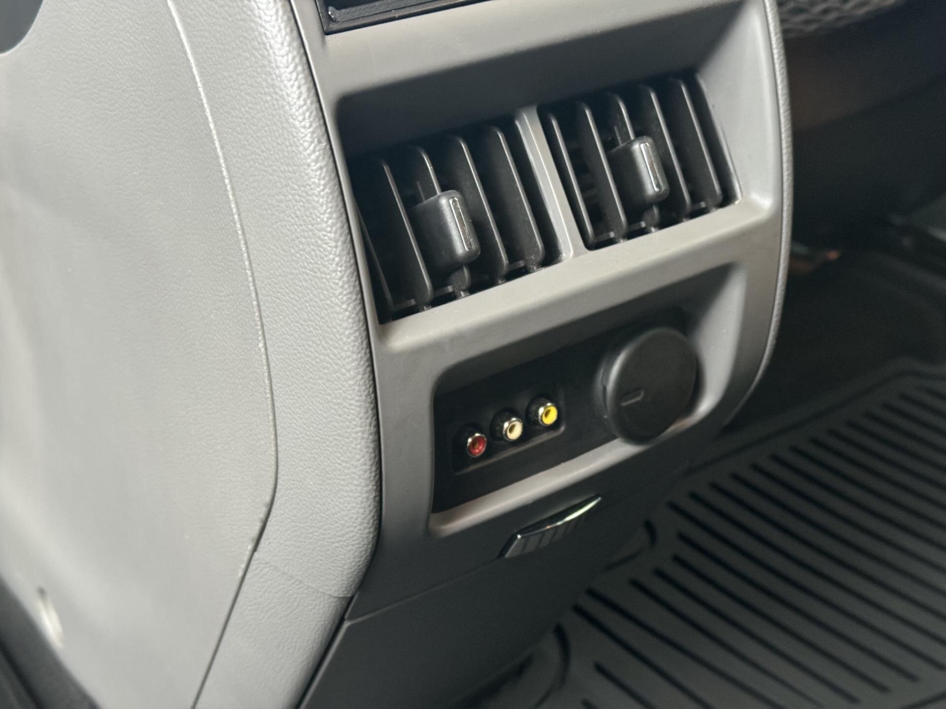 Cadillac SRX SUV 3,0 l 198 kw