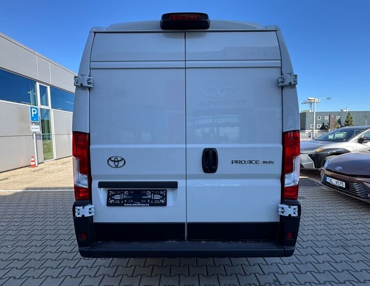 Toyota Proace Max Skříň 2,2 l 133 kw