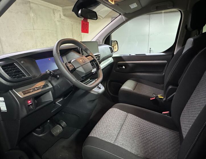 Toyota ProAce Verso 9