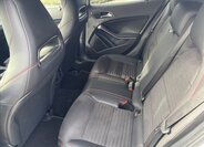 Mercedes-Benz GLA SUV 2,0 l 135 kw