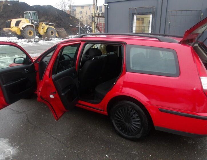 Ford Mondeo Kombi 2,0 l 85 kw