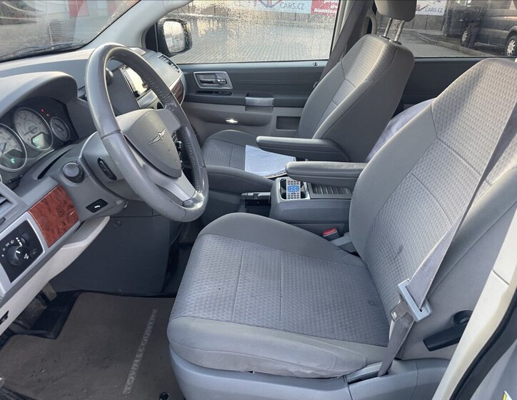 Chrysler Town & Country MPV 3,8 l 142 kw