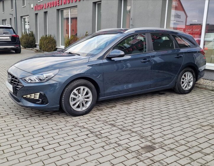 Hyundai i30 Kombi 1,6 l 85 kw