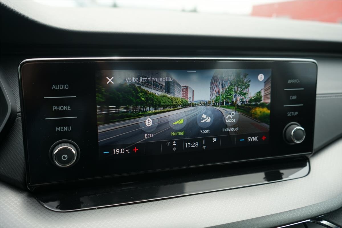 Škoda Octavia Kombi 2,0 l 85 kw