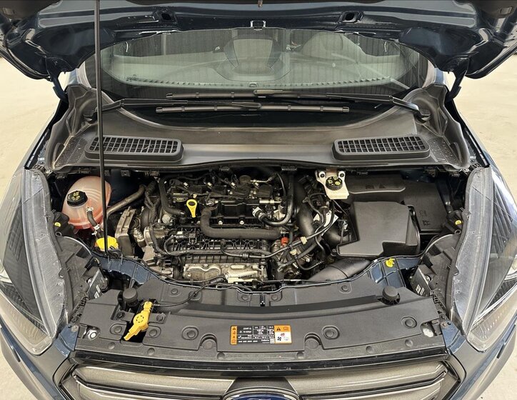 Ford Kuga SUV 1,5 l 110 kw