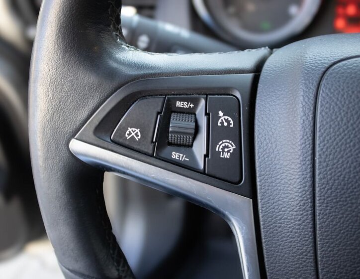 Opel Astra Sedan / Limuzína 1,4 l 103 kw