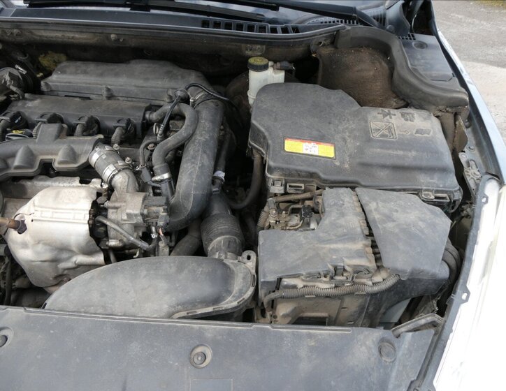 Peugeot 508 Sedan / Limuzína 1,6 l 115 kw