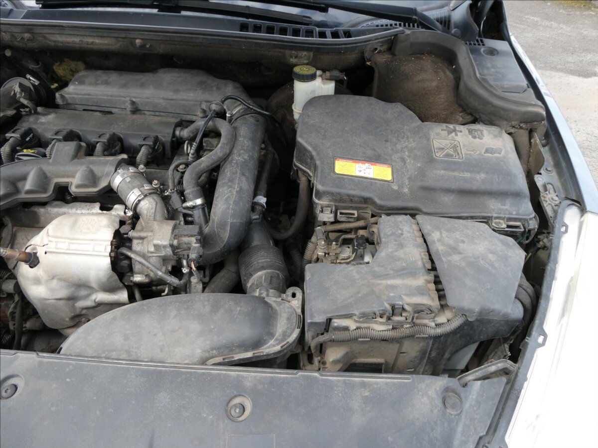 Peugeot 508 Sedan / Limuzína 1,6 l 115 kw