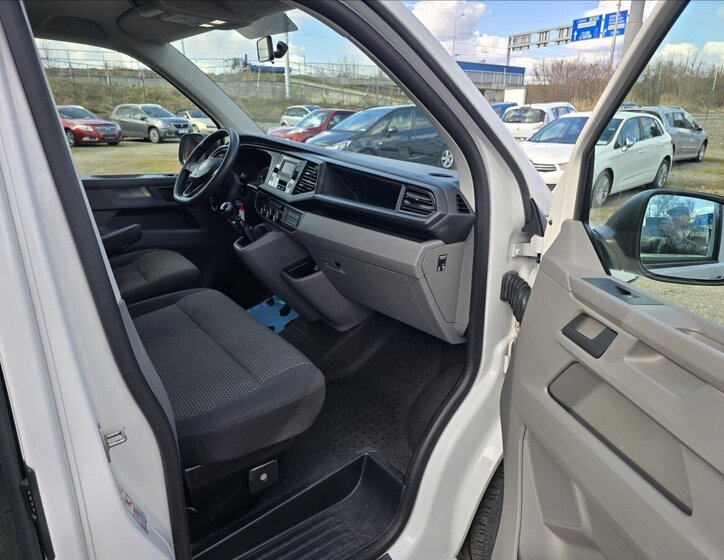 Volkswagen Transporter VAN / Minibus 2,0 l 810 kw