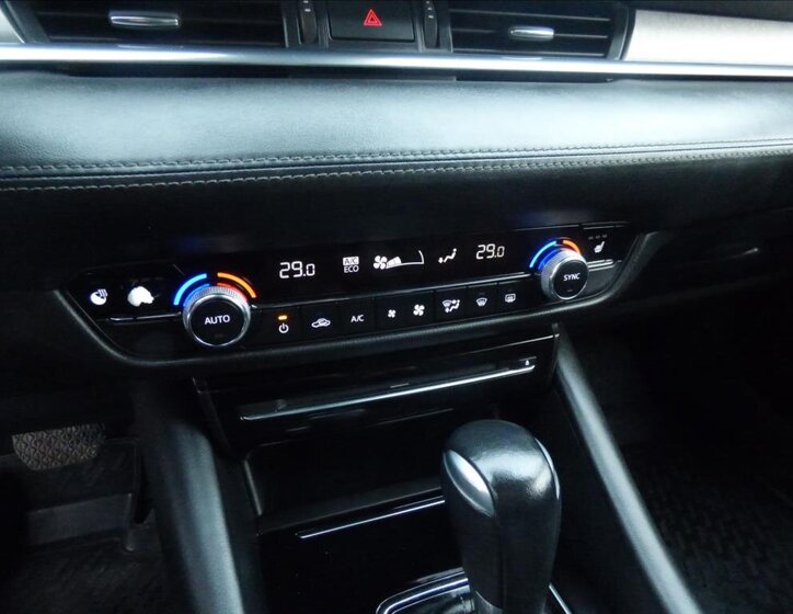 Mazda 6 Kombi 2,0 l 121 kw