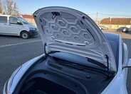 Tesla Model 3 Sedan / Limuzína 0,0 208 kw