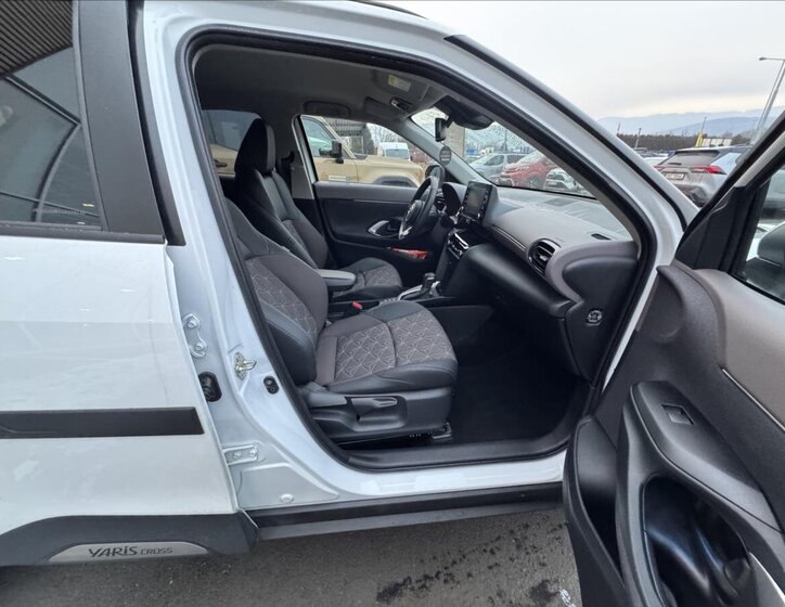 Toyota Yaris Cross Hatchback 1,5 l 68 kw