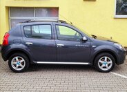 Dacia Sandero Hatchback 1,6 l 62 kw