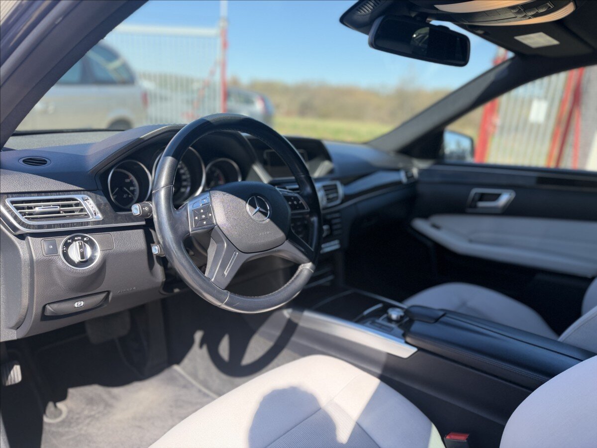 Mercedes-Benz Třídy E Kombi 2,1 l 150 kw