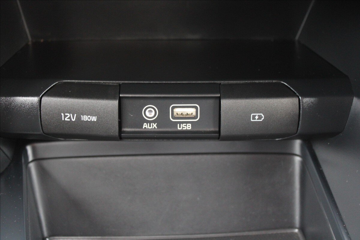 KIA Ceed Hatchback 1,4 l 73 kw