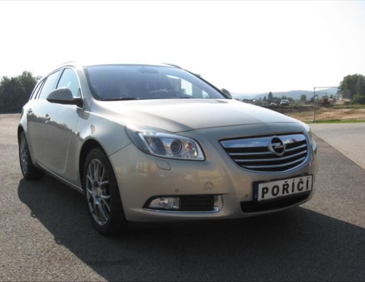 Opel Insignia 1