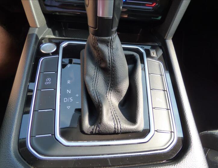 Volkswagen Passat 38