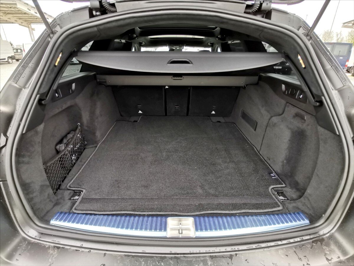 Mercedes-Benz Třídy E Kombi 4,0 l 450 kw