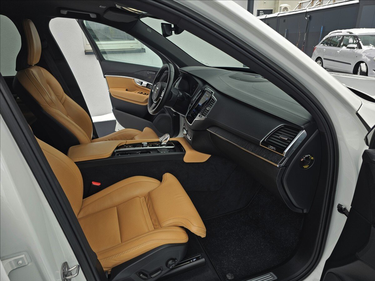 Volvo XC90 SUV 2,0 l 184 kw