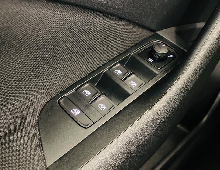 Škoda Scala Hatchback 999,0 85 kw