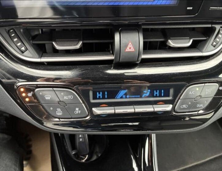 Toyota C-HR SUV 1,2 l 85 kw