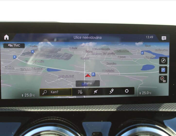 Mercedes-Benz CLA Sedan 2,0 l 140 kw