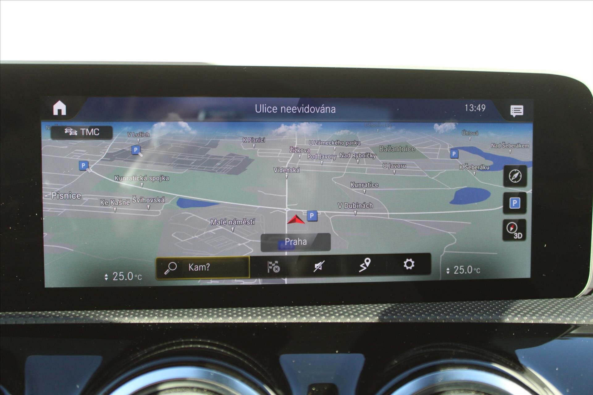 Mercedes-Benz CLA Sedan 2,0 l 140 kw