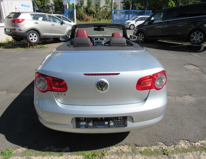 Volkswagen EOS 5