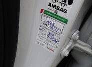 Land Rover Discovery SUV / Terénní 2,0 l 132 kw