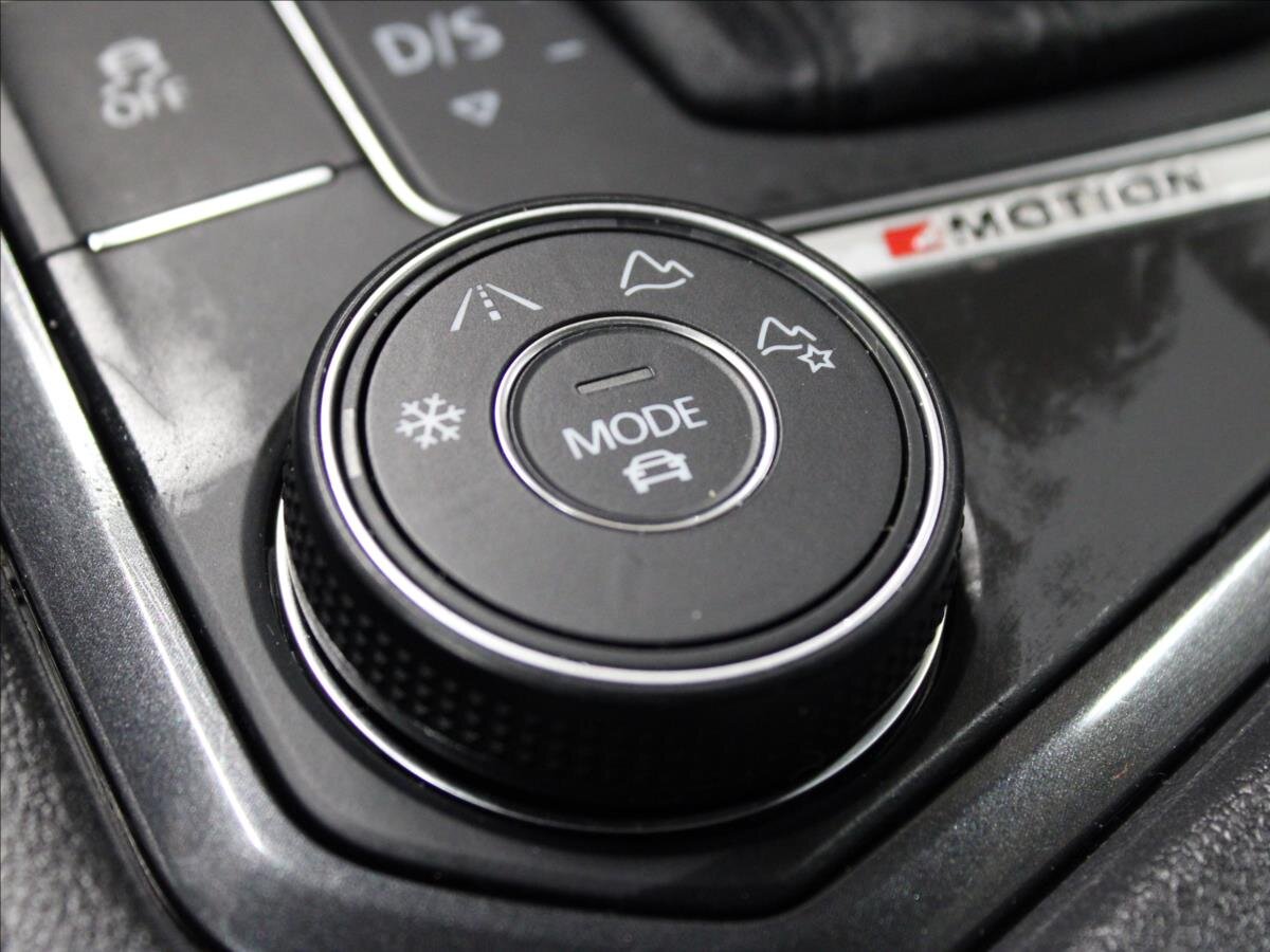 Volkswagen Tiguan SUV / Terénní 2,0 l 110 kw