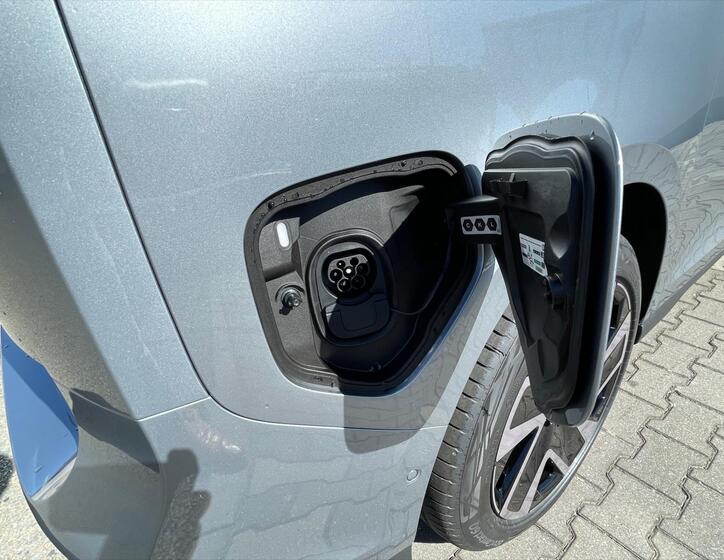 Volkswagen ID.Buzz 38