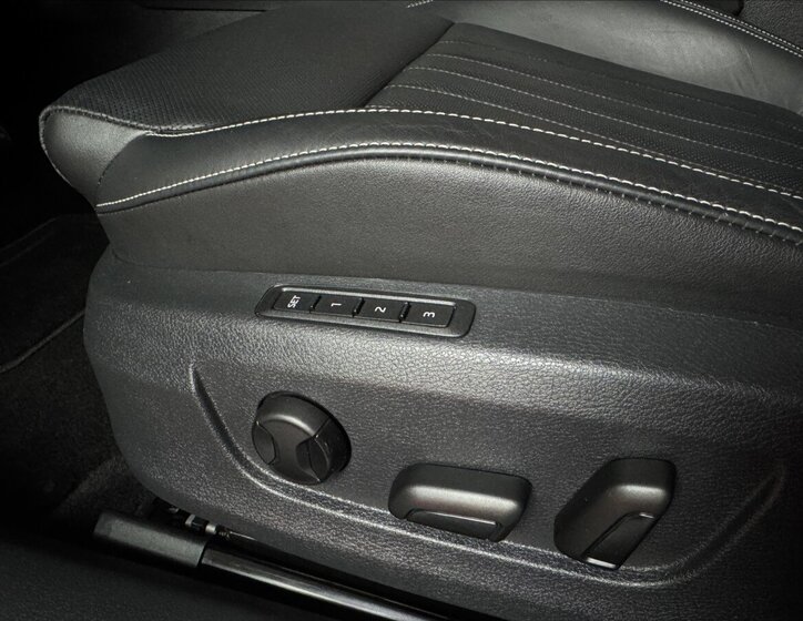 Škoda Superb Kombi 1,4 l 160 kw