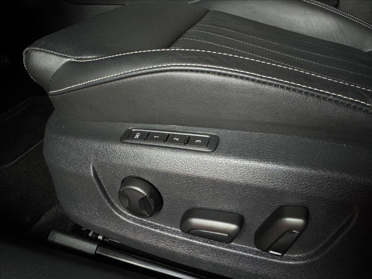 Škoda Superb Kombi 1,4 l 160 kw