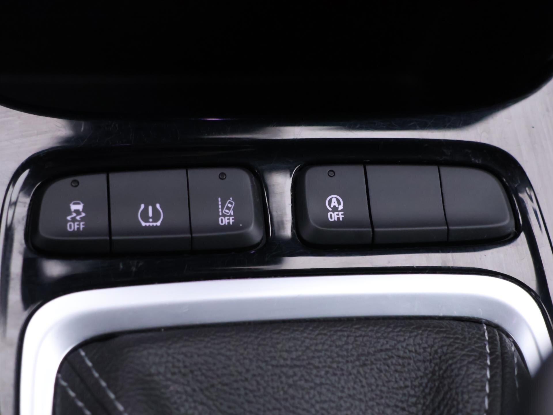 Opel Crossland SUV 1,2 l 81 kw