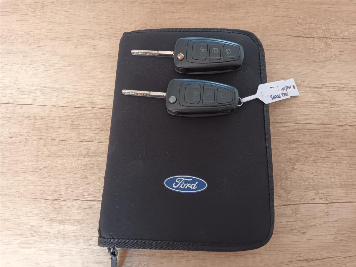 Ford Focus Kombi 998,0 92 kw